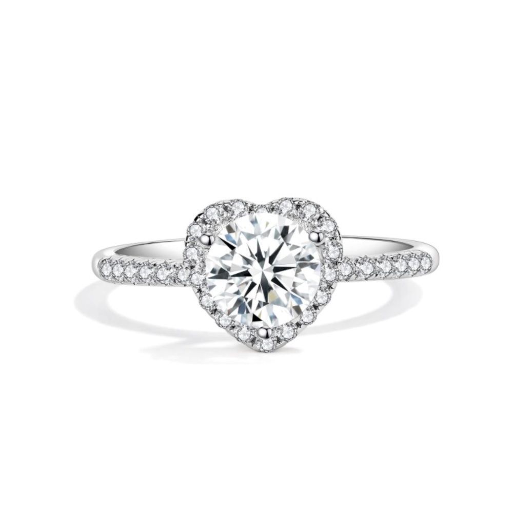 1 Carat Center Diamond 18k Engagement Ring Vintage Heart Halo